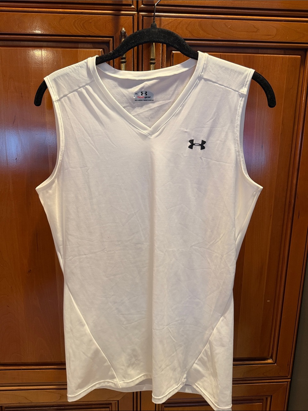 Under Armour White Sleeveless V-Neck Performance Tank